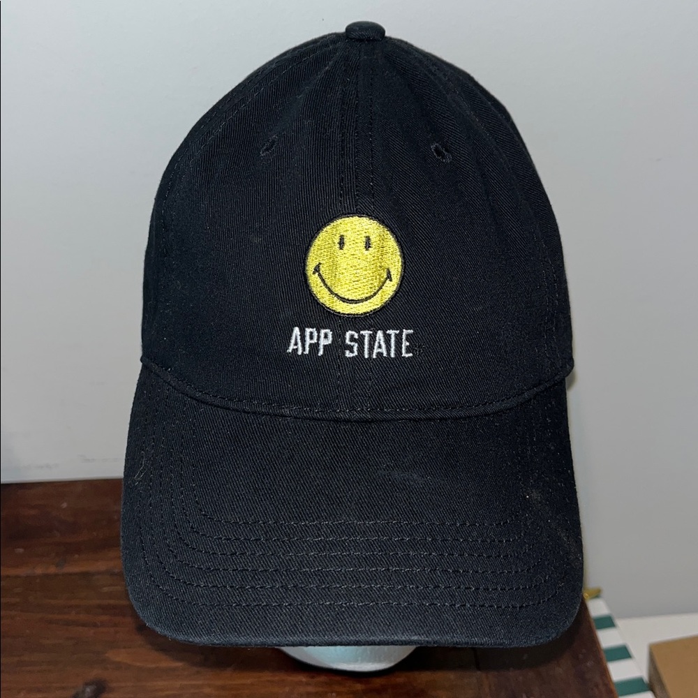New Appalachian App State Mountaineers Smiley Face Happy Man Baseball Cap Hat